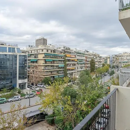 Modernised Athenian /w 2br & 2ba Appartement Athènes